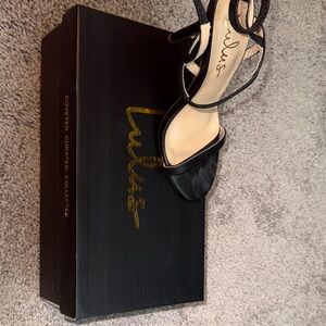 Lulu's Elegant Black Heels